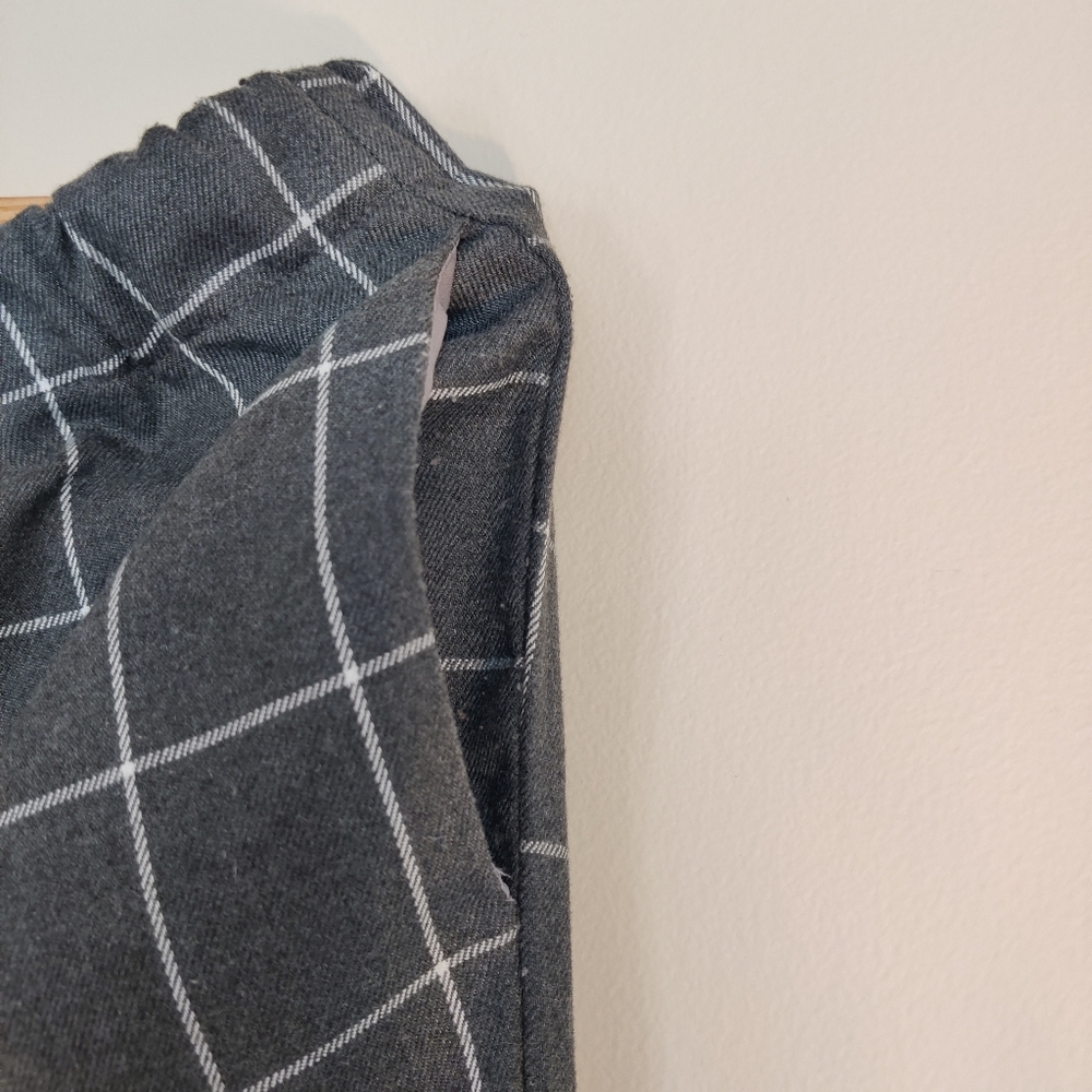 Cropped Pant - Picture 2 of 2
